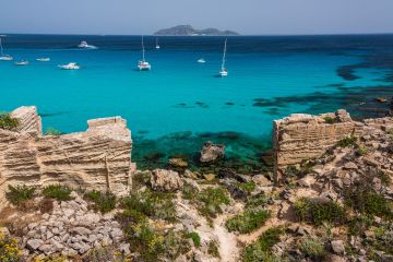 Cala Rossa a Favignana e altre spiagge imperdibili