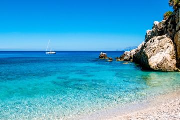 Cala Azzurra: un angolo di quiete